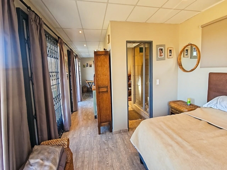 6 Bedroom Property for Sale in Parys Free State